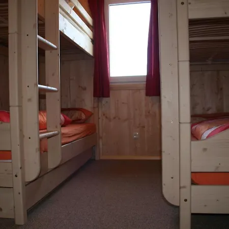 Semesterbostad Alpenferienhaus Dachstein-west *