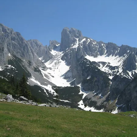 بيت للعطل Alpenferienhaus Dachstein-west