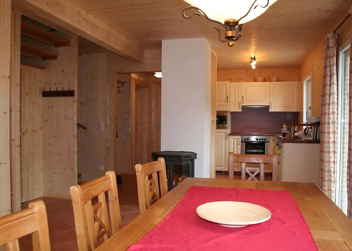 Tatil Evi Alpenferienhaus Dachstein-west
